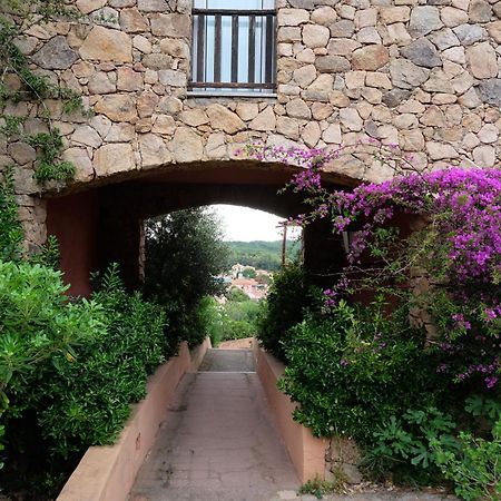 Calarossa Sardinia Apartments อิโซลา โรสซา ภายนอก รูปภาพ