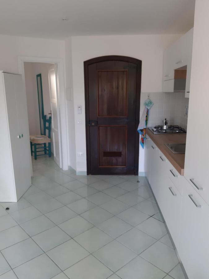 Calarossa Sardinia Apartments อิโซลา โรสซา ภายนอก รูปภาพ