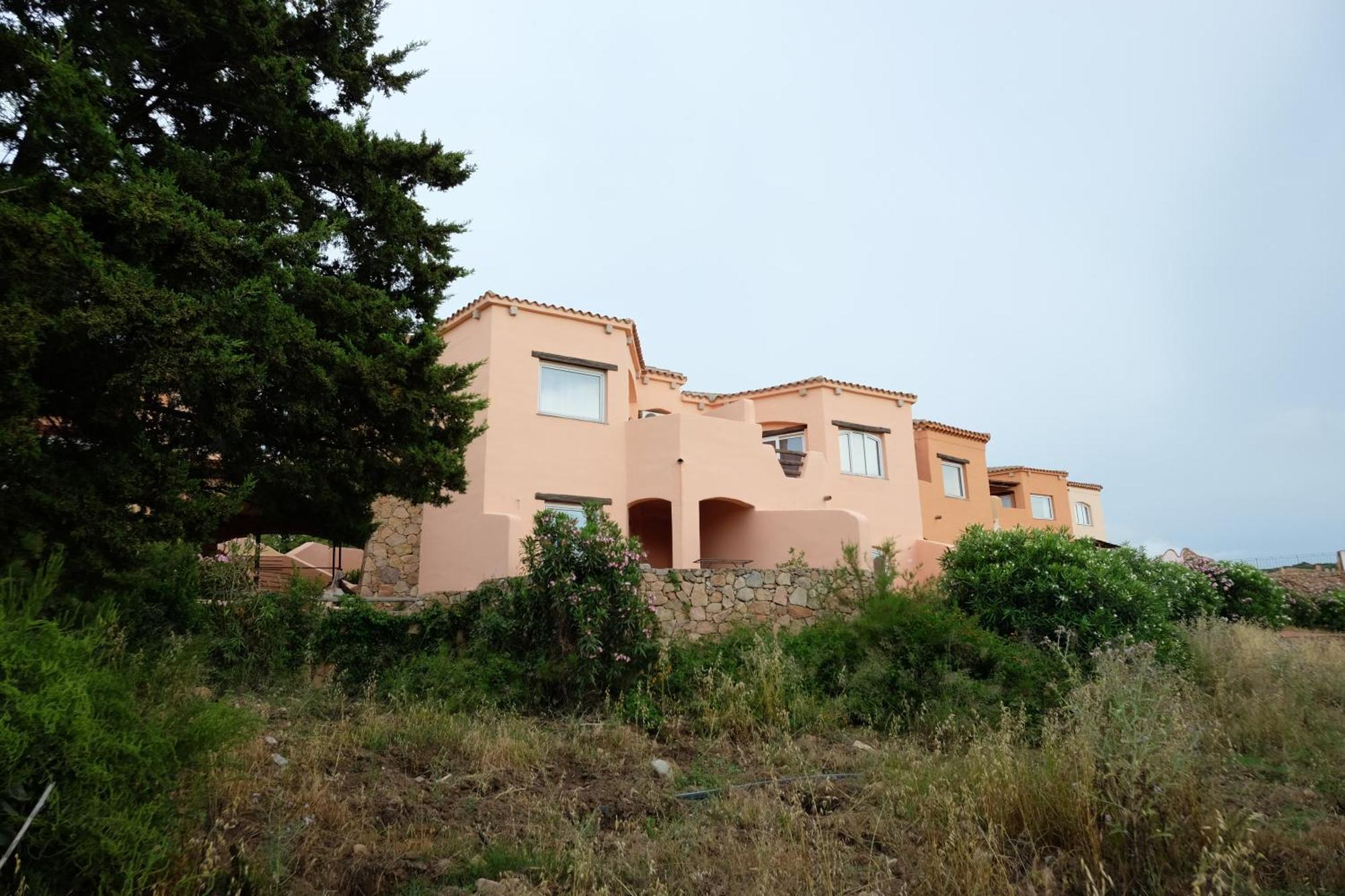 Calarossa Sardinia Apartments อิโซลา โรสซา ภายนอก รูปภาพ